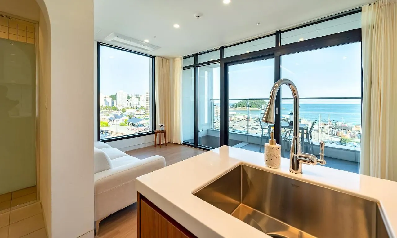 Paul Mare Pool Villa Busan Holiday home