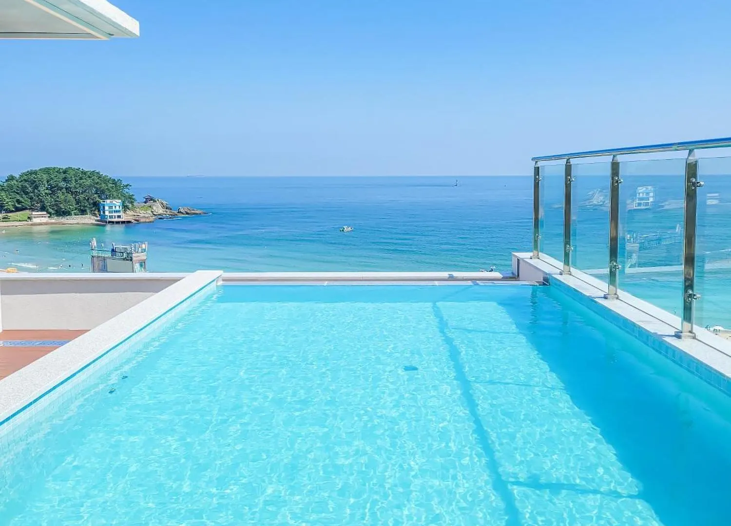 Holiday home Paul Mare Pool Villa Busan