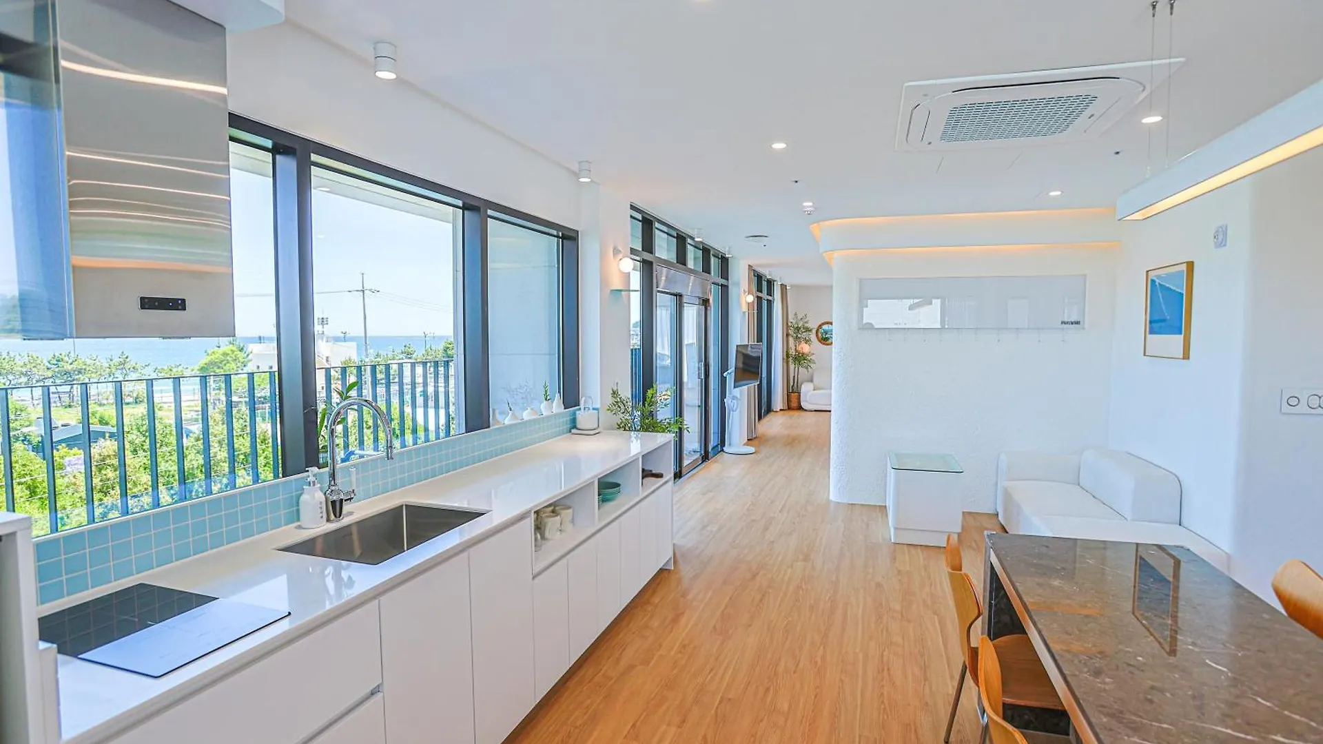 Holiday home Paul Mare Pool Villa Busan
