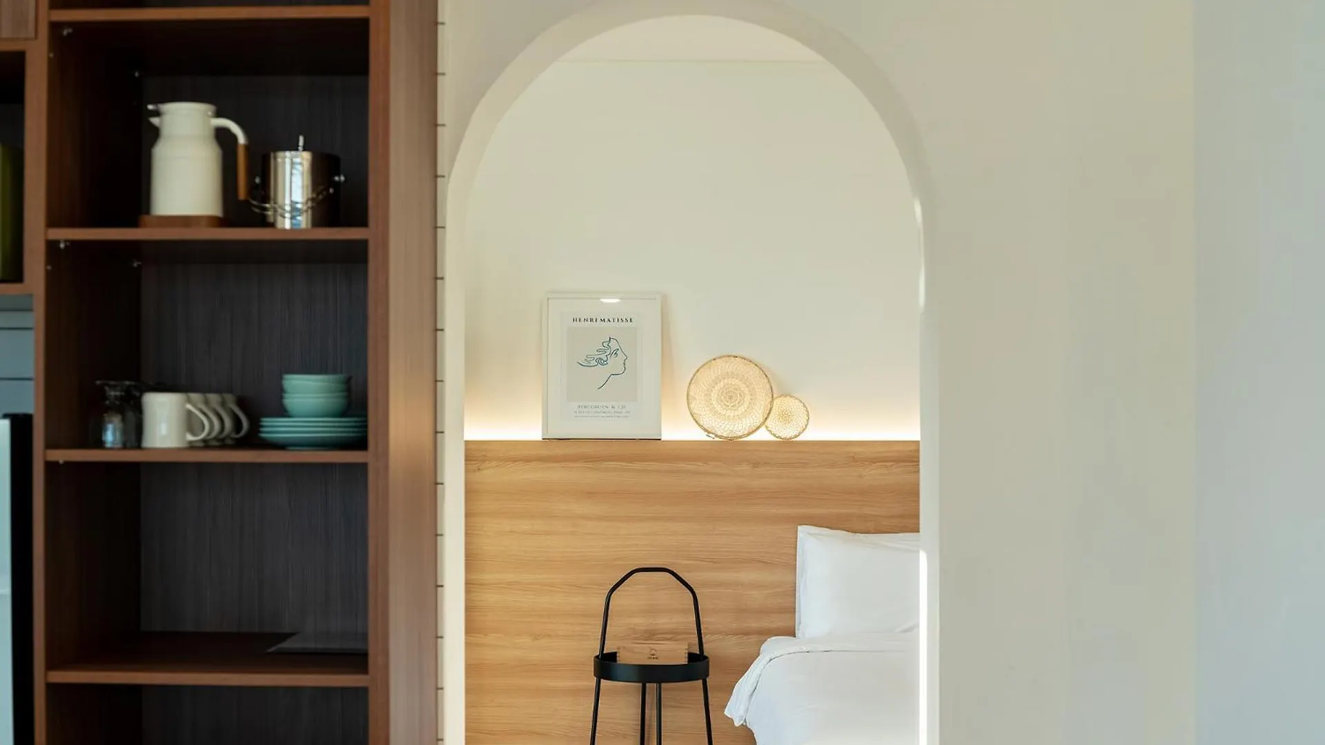 Paul Mare Pool Villa Busan
