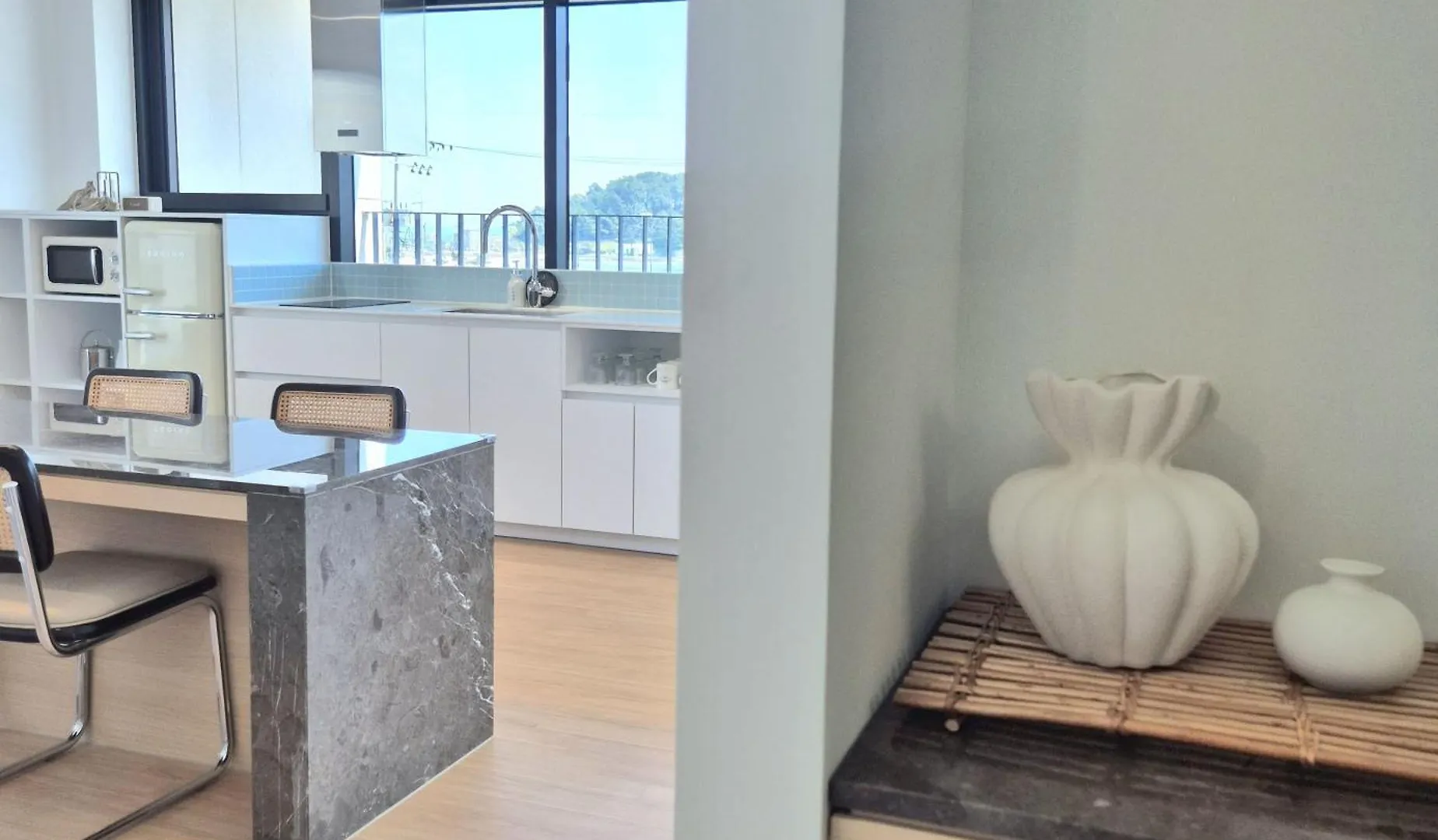 Paul Mare Pool Villa Busan Holiday home