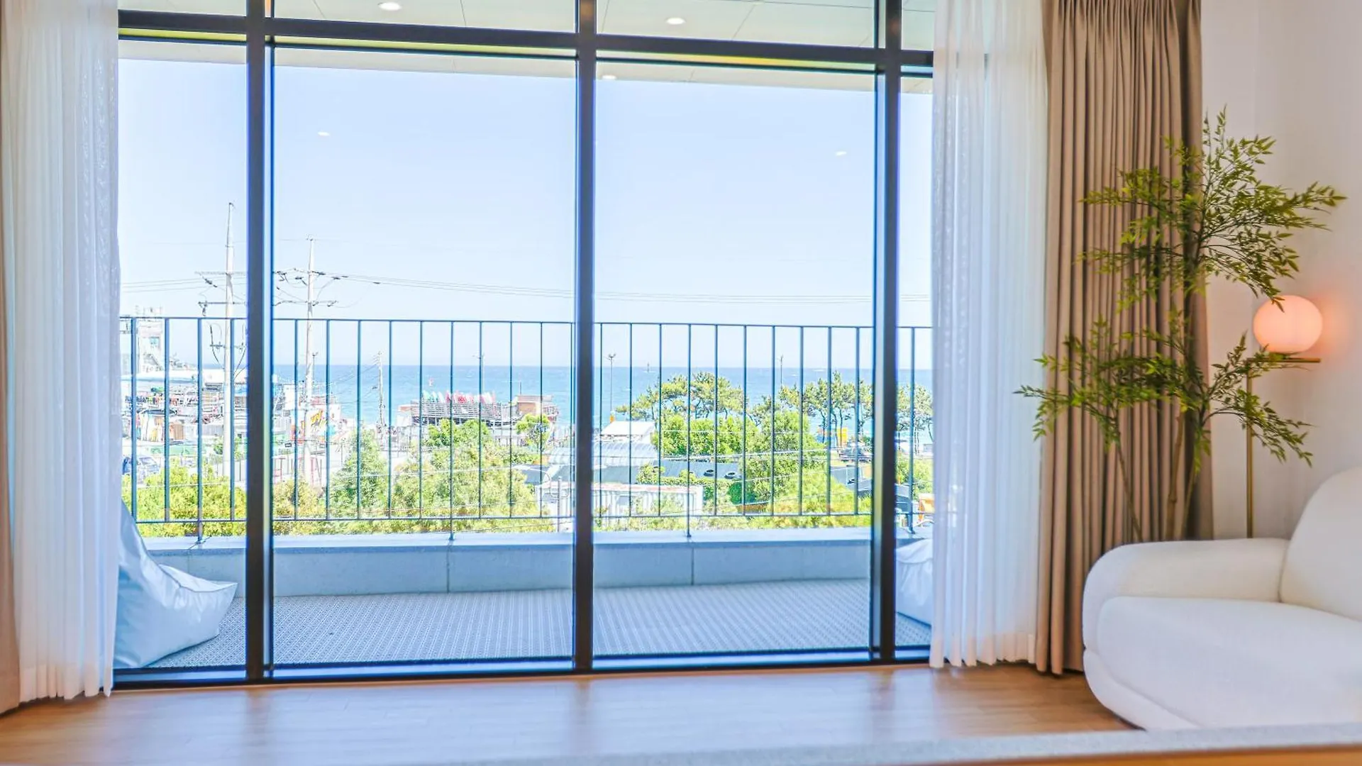 Paul Mare Pool Villa Busan Holiday home